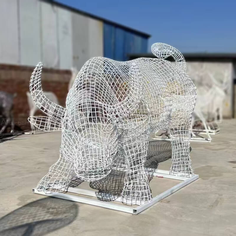 front view of Stainless Steel mesh Bull Statue