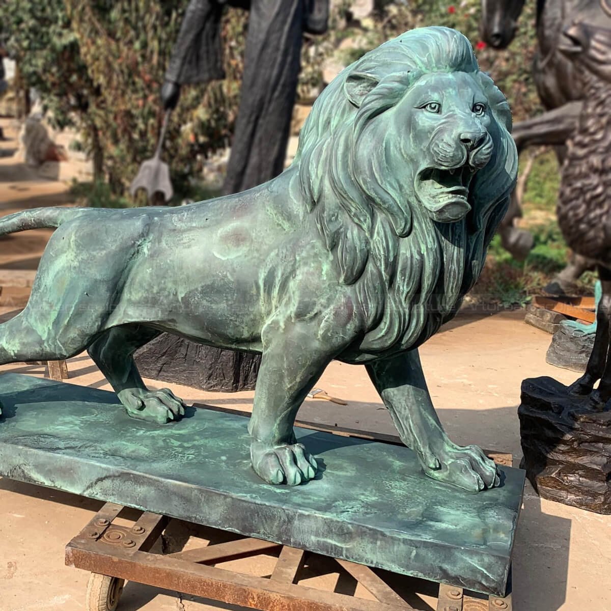green-patinated bronze Front Yard Lion Statues