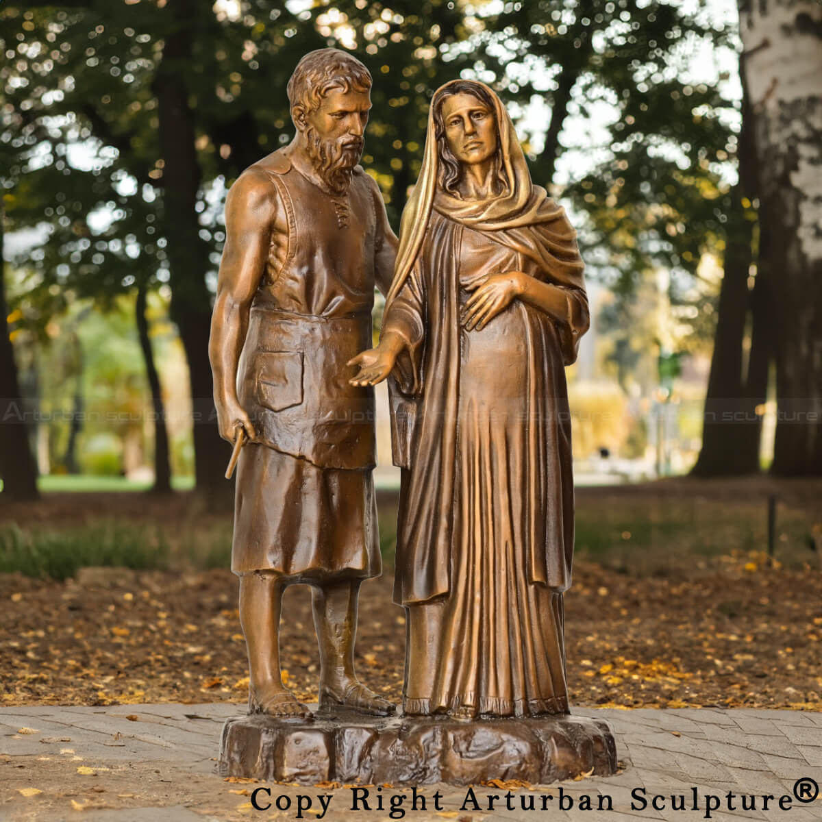 Estátua de Bronze de Maria Grávida e José em Pé