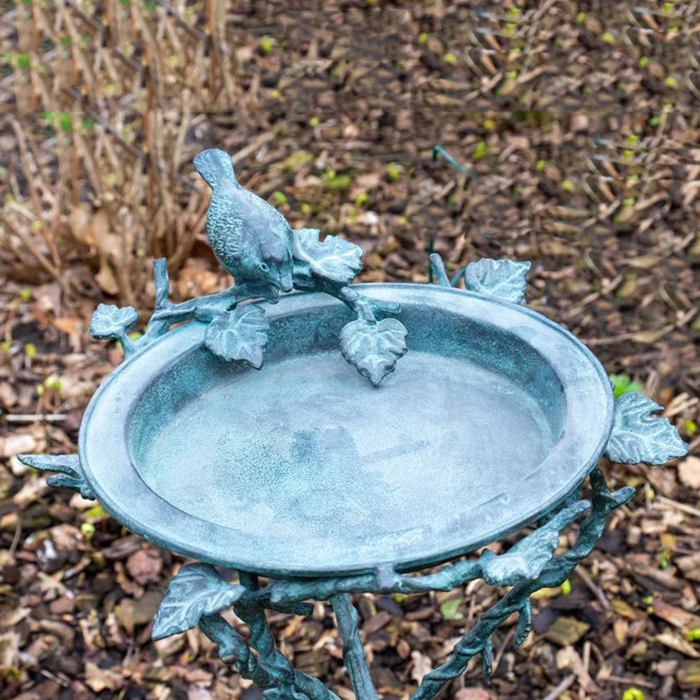 Bronze-Vogelbrunnen zum Verkauf, Oberansicht