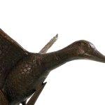 Fliegende Ente Gartenfigur Bronze Kopfdetail