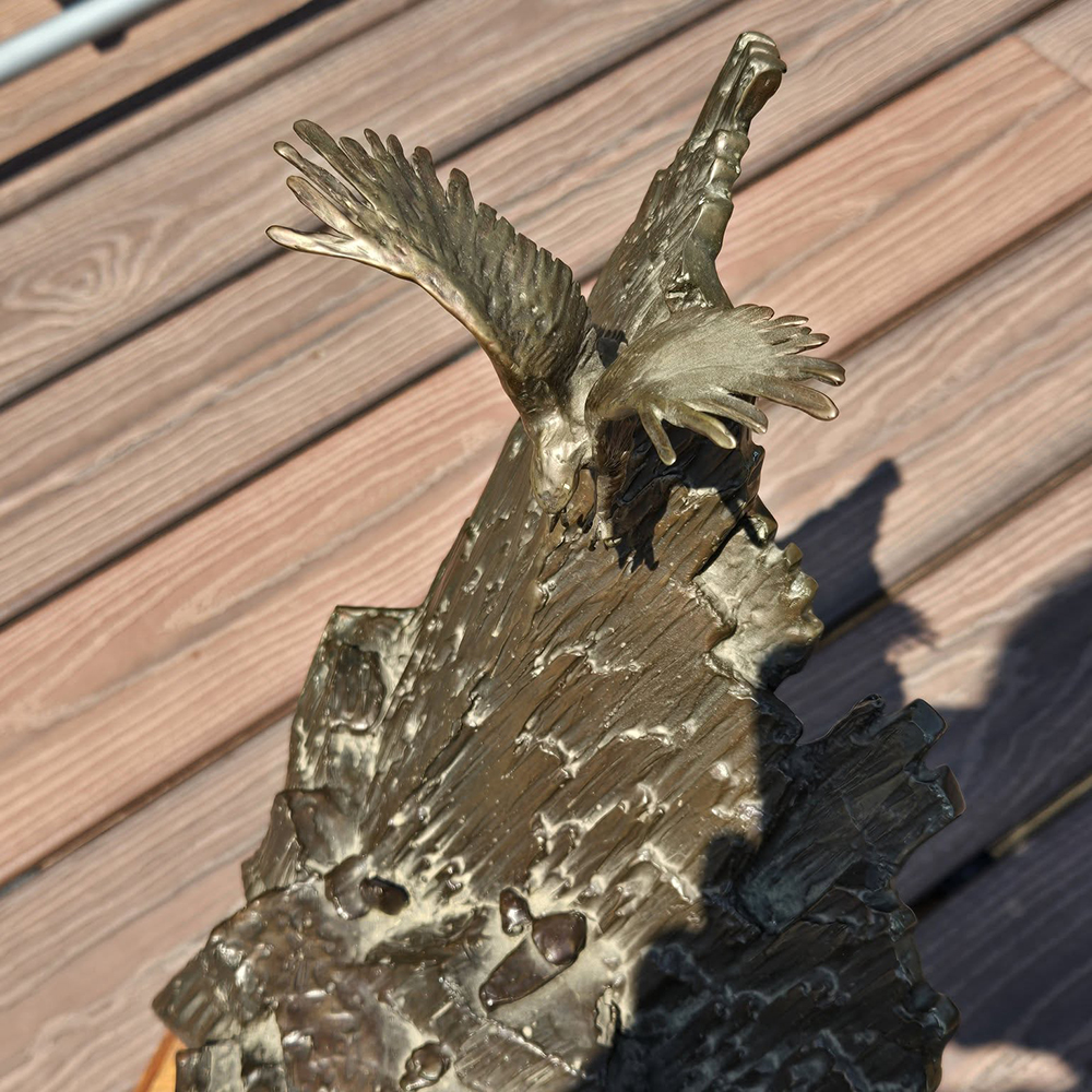 Eagle Bird Sculpture crafted in bronze
