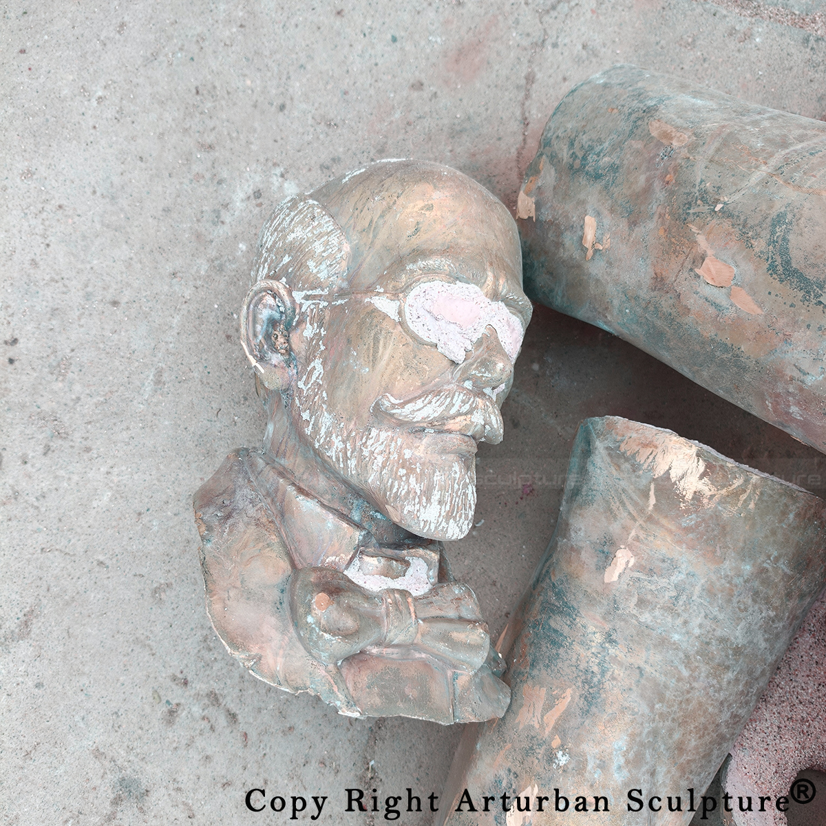 5 Bronze head section during statue casting