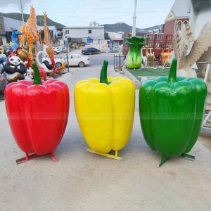 Fiberglas-Paprikastatue-Trio-Display