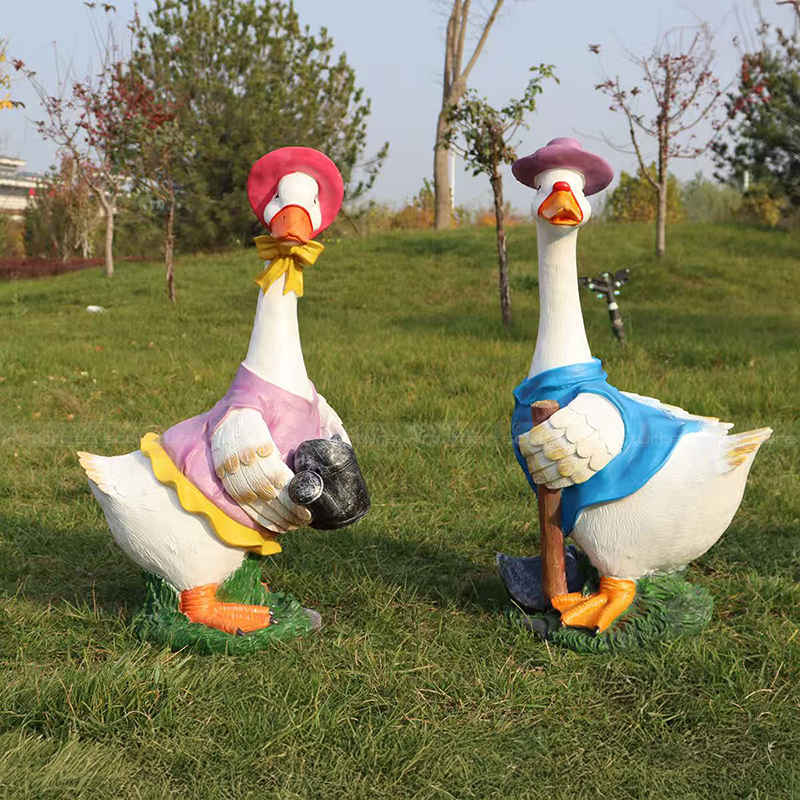 Fiberglass Goose Yard Statue gardening pair