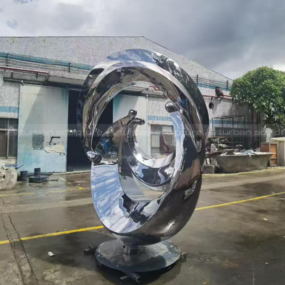 Mirror stainless steel spiral outdoor sculpture