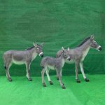 Dreiergruppe von Outdoor-Eselstatuen aus Glasfaser