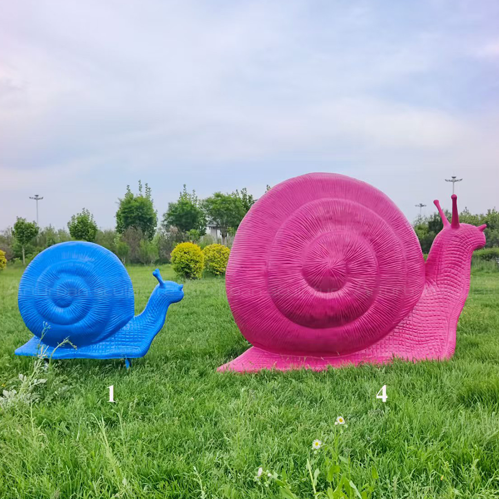 Estátua de Caracol de Fibra de Vidro para Exterior no gramado