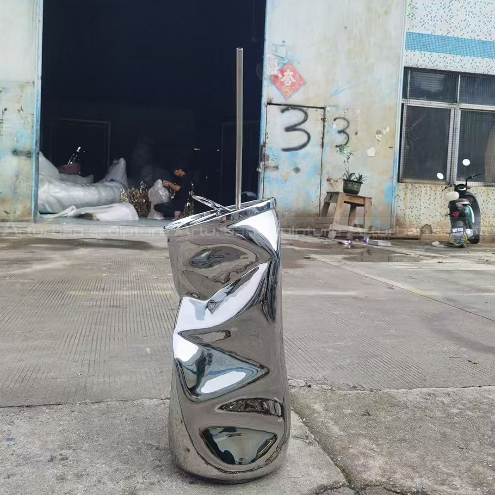 stainless steel Drink Can Statue with straw