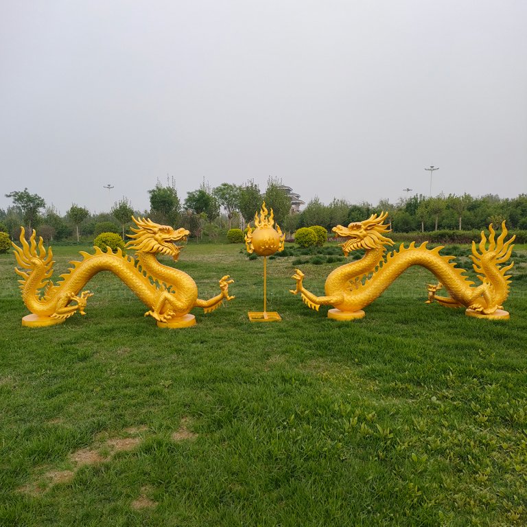 Sculpture de dragon asiatique en fibre de verre avec finition antique