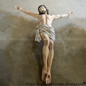 0 Jesus on the cross sculpture full view