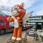 Fiberglass Cute Winged Tiger Statue with white wings